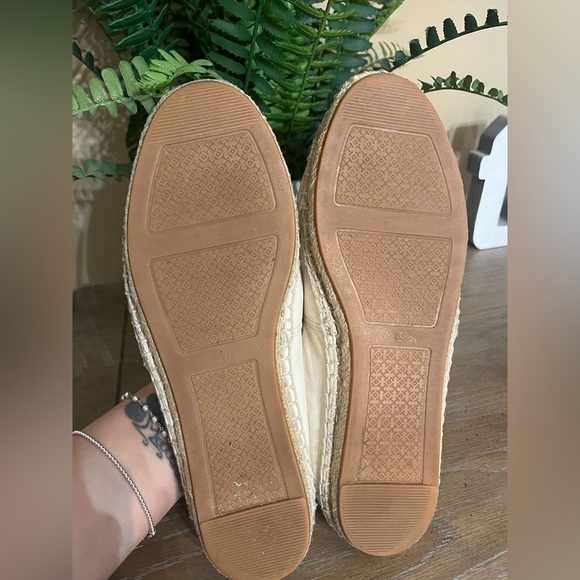 Tory Burch Cream Leather Ines Espadrille Flats Size 6.5 Fit more like a 6 - Picture 15 of 16